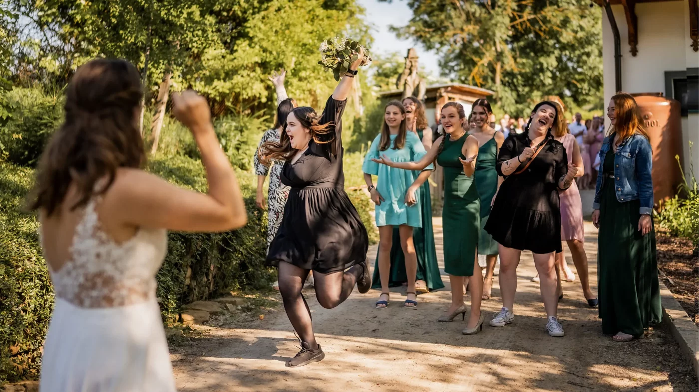 svatebni hod kytici