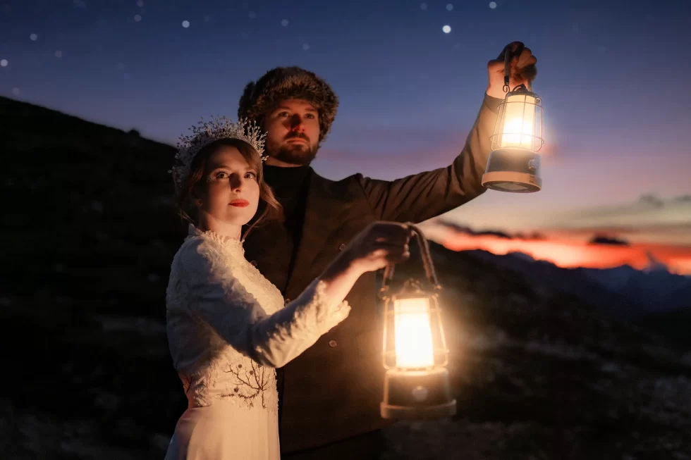 wedding cadini di misurina dolomites night lanterns