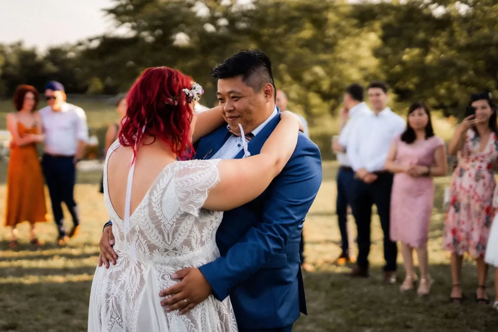 svatba v merunkovem sadu ML