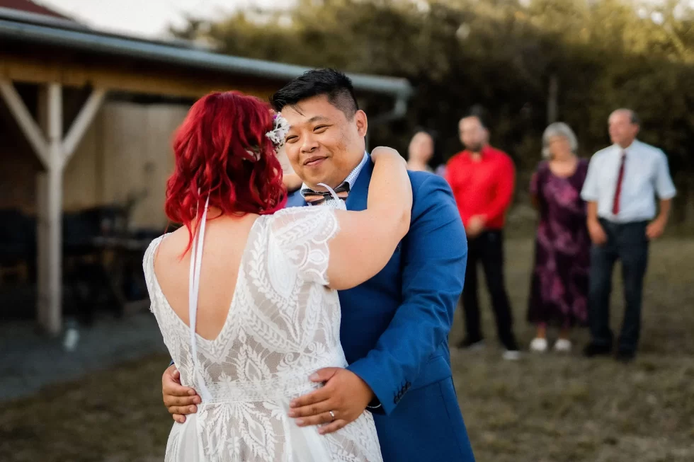 svatba v merunkovem sadu ML