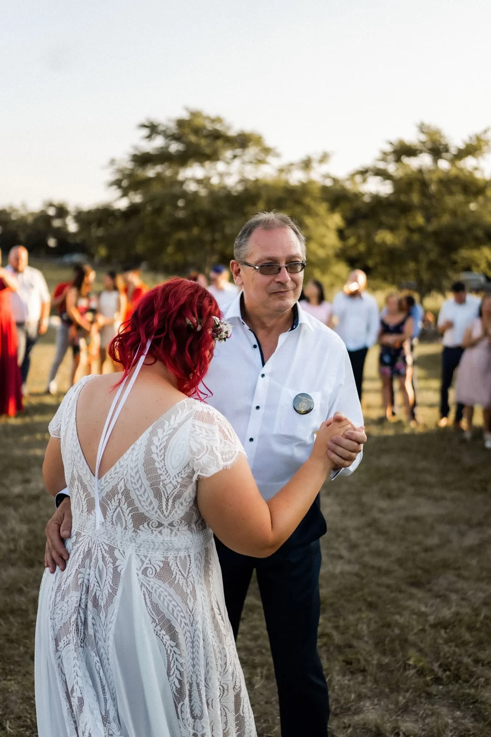 svatba v merunkovem sadu ML