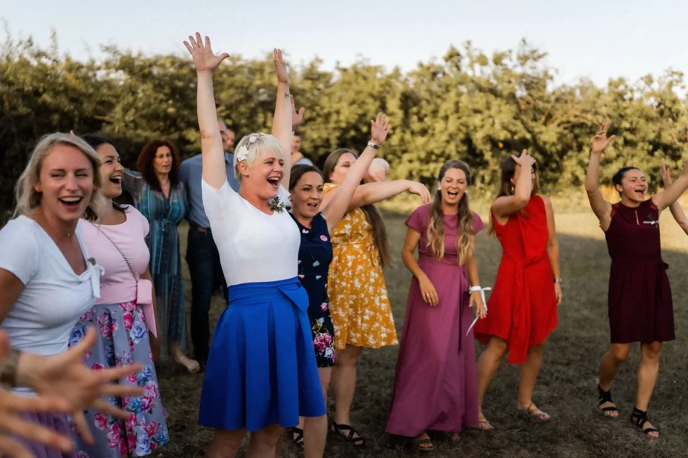 svatba v merunkovem sadu ML