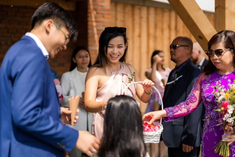 svatba v merunkovem sadu ML