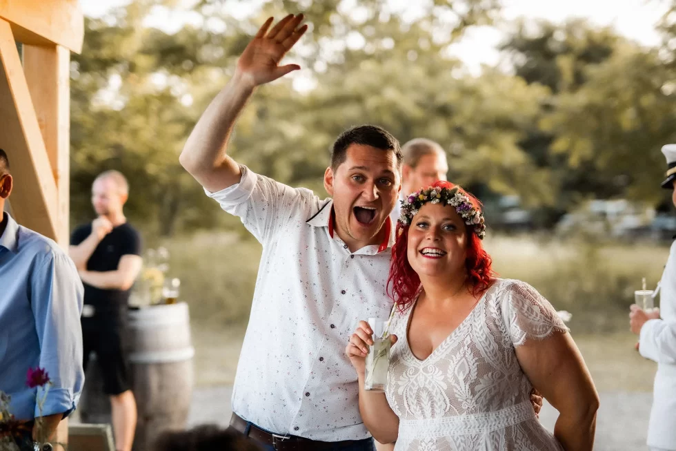 svatba v merunkovem sadu ML