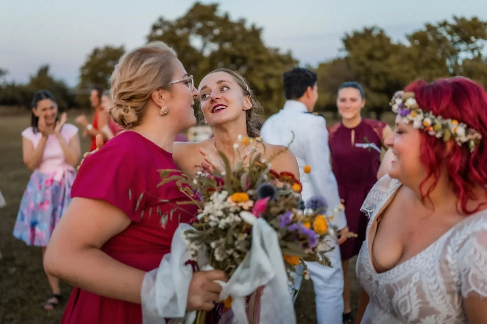 svatba v merunkovem sadu ML