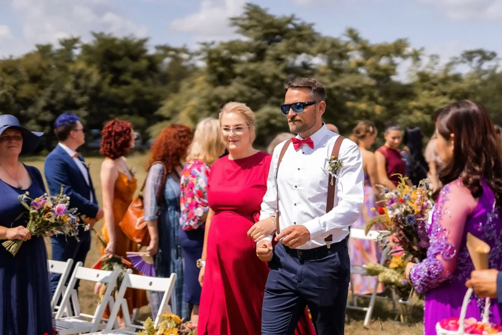 svatba v merunkovem sadu ML