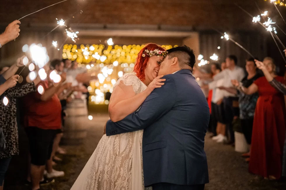 svatba v merunkovem sadu ML