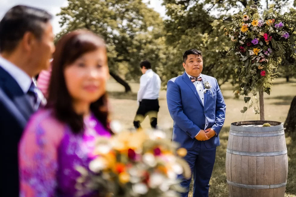 svatba v merunkovem sadu ML