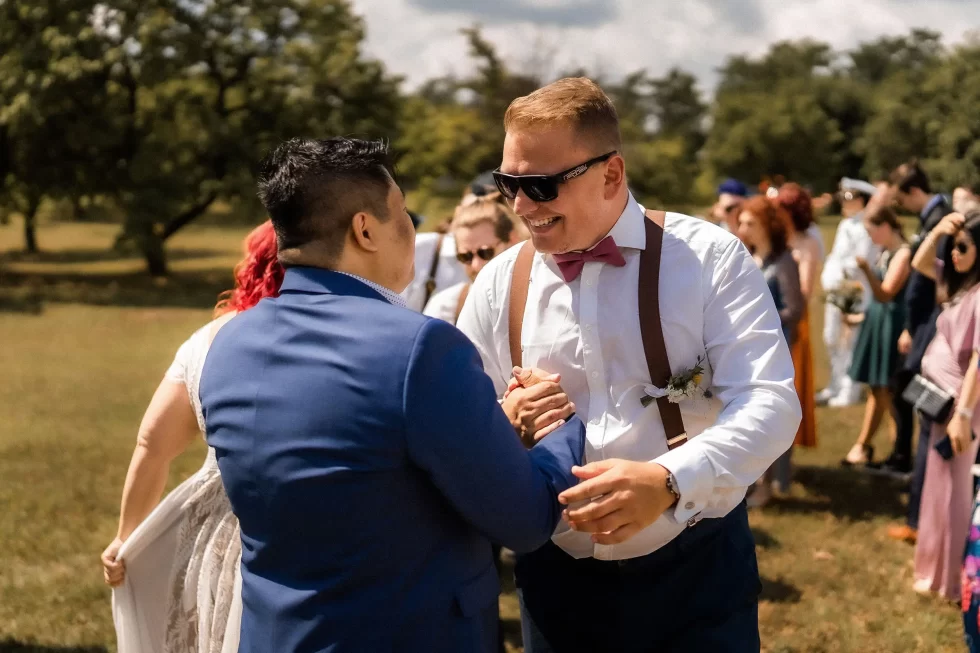 svatba v merunkovem sadu ML