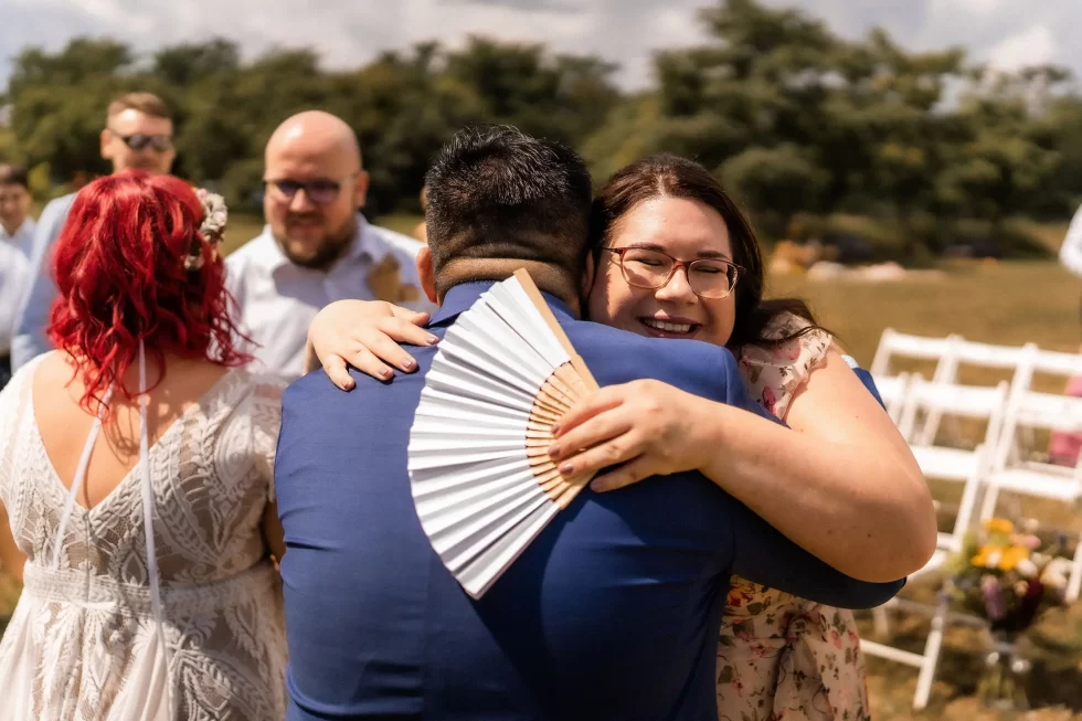 svatba v merunkovem sadu ML