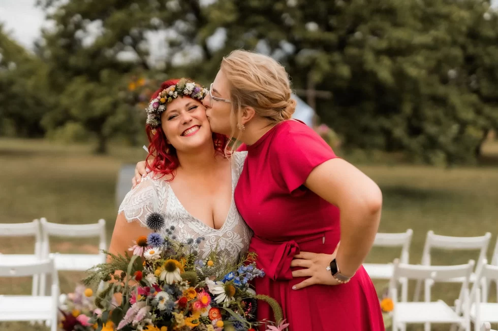 svatba v merunkovem sadu ML