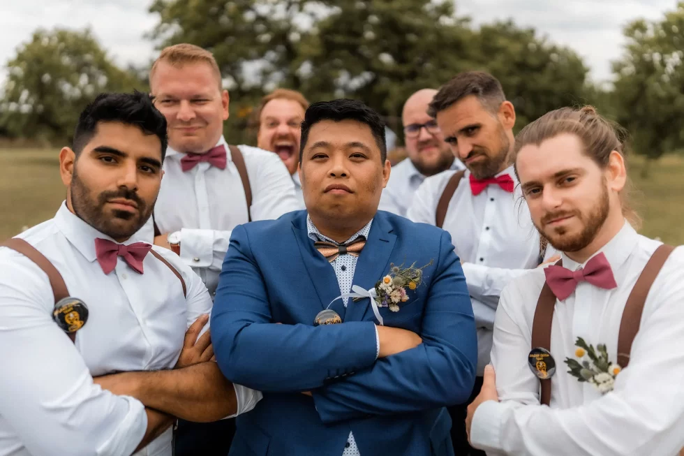 svatba v merunkovem sadu ML